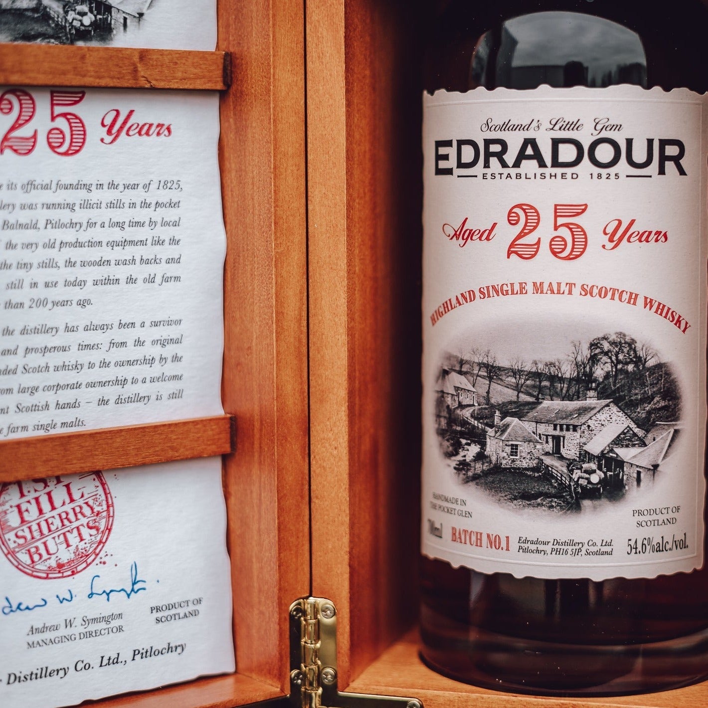 Edradour | 25 Jahre | Batch No. 1 | Cask Strength | 54,6%GET A BOTTLE